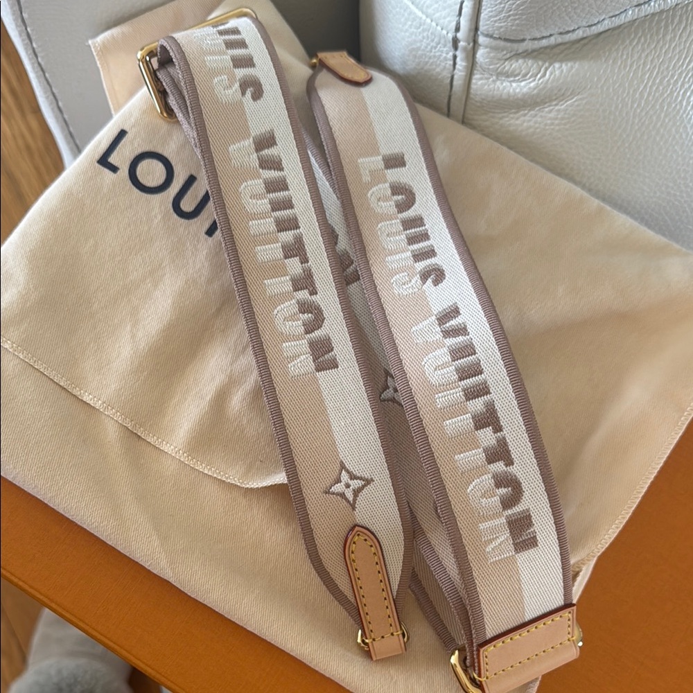 NEW! Neverfull BB strap! Louis Vuitton Beige and White ONLY STRAP! Price is firm